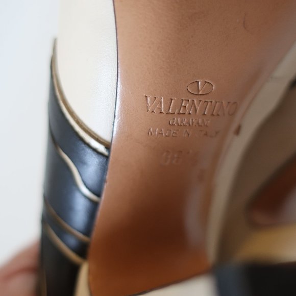 VALENTINO GARAVANI PANTHER LEATHER BOOT 36.5 /6.5 - Picture 10 of 16